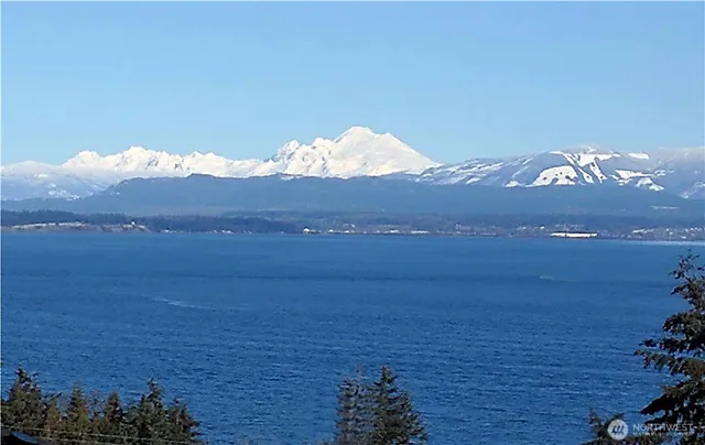 a view of a big room with an ocean