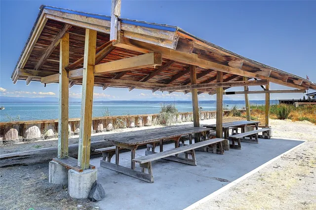 $1,595,000 | 1681 East Camano Drive, Camano Island, WA 98282