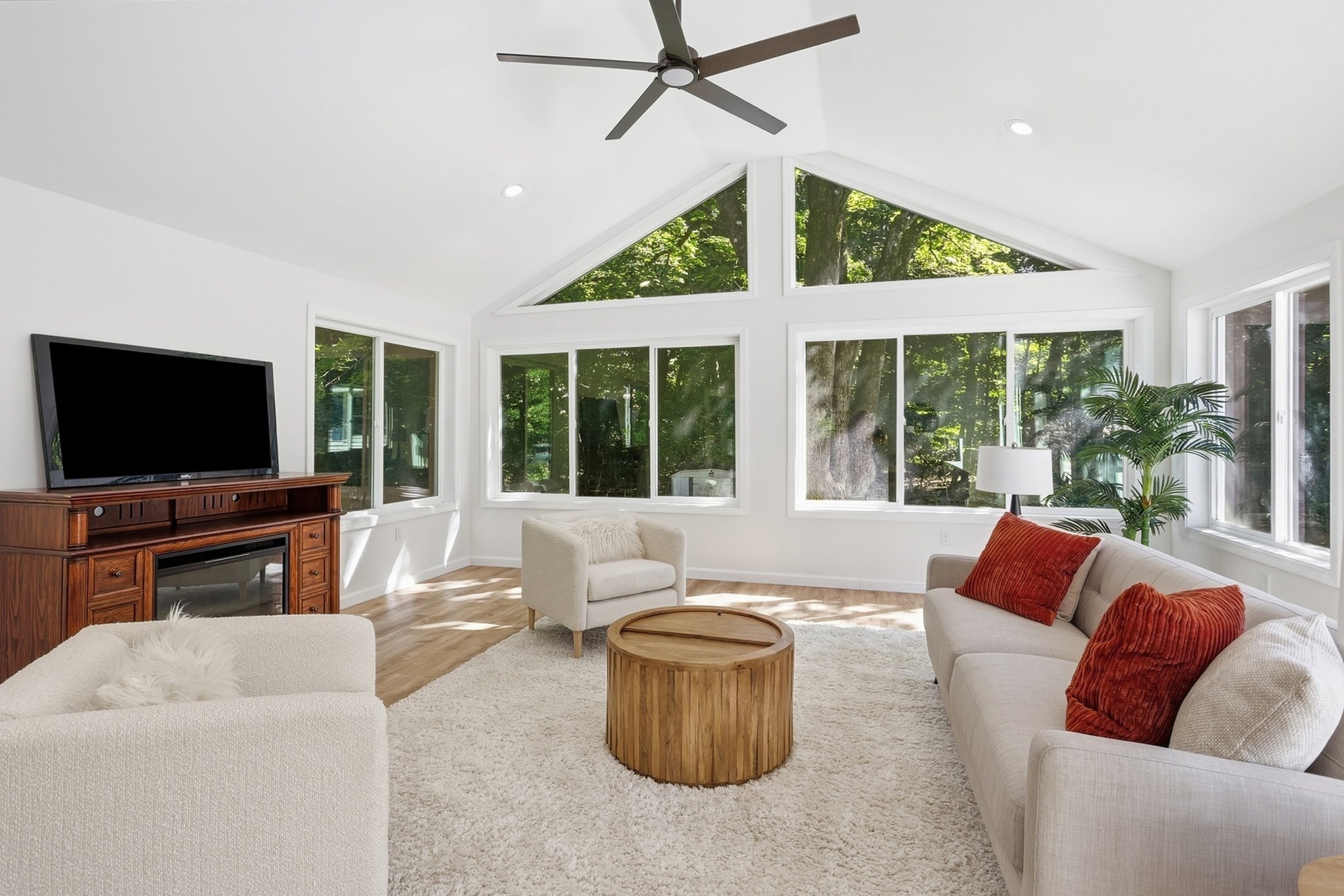75 Proctor Road Chelmsford, MA 01824 - Photo 9 of 28 Gallery Image 9
