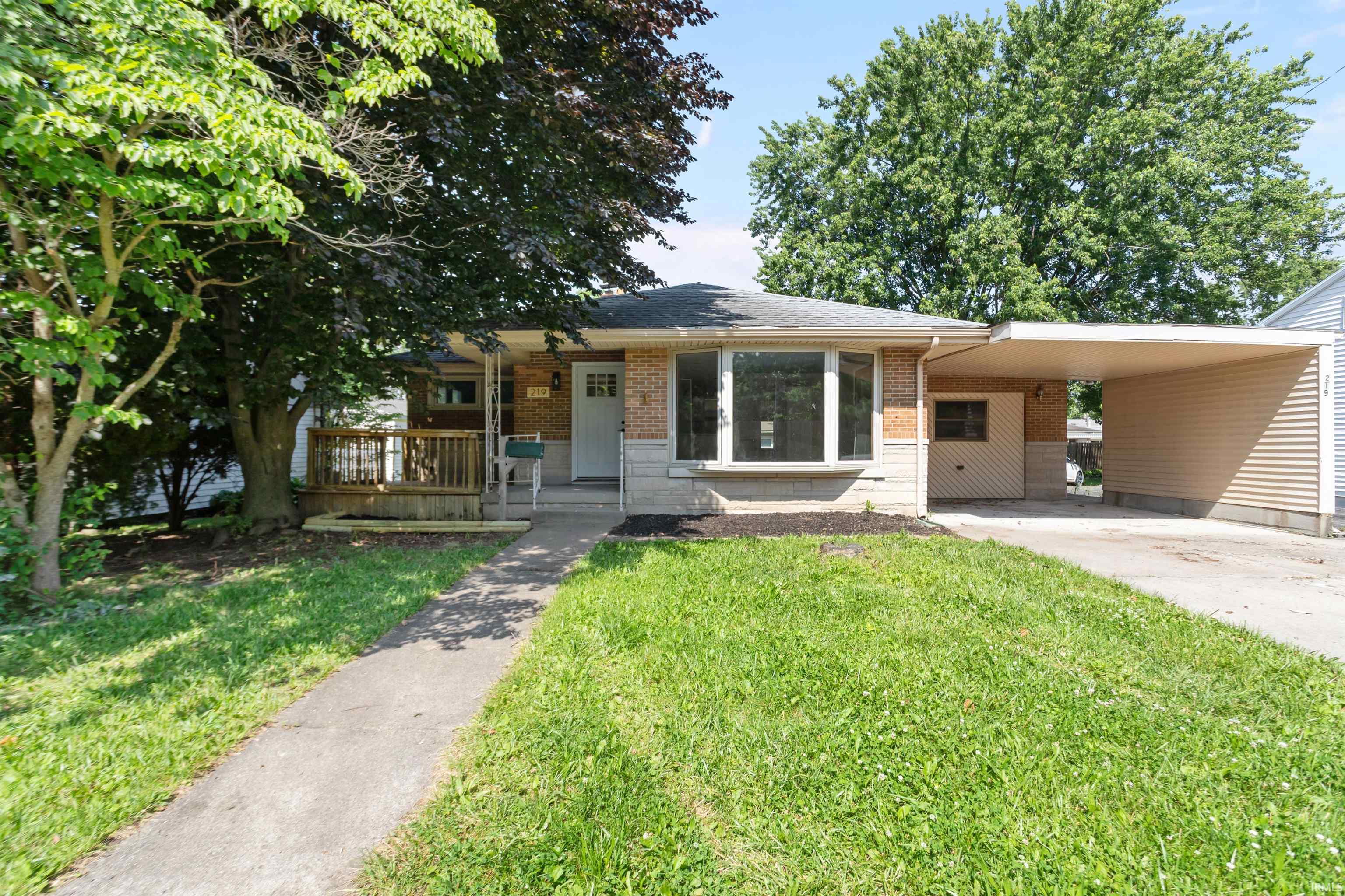 219 North Berkley Road Kokomo, IN 46901 - Photo 1 of 29