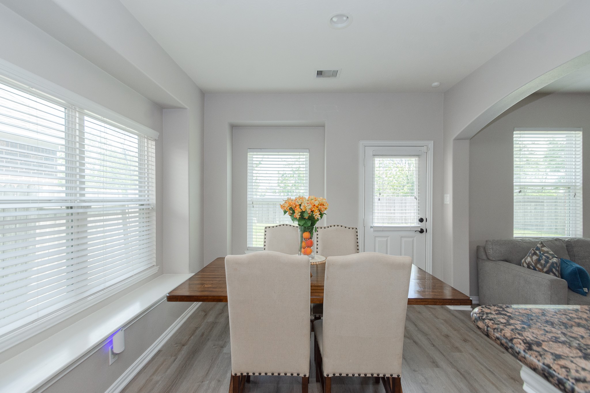 4907 Applewood Crest Lane Rosharon, TX 77583 - Photo 12 of 36