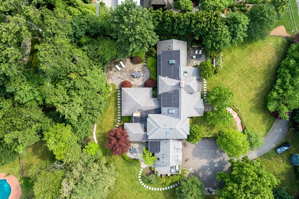 24 Green Hill Road Brookline, MA 02445 - Photo 23 of 25 Gallery Image 23