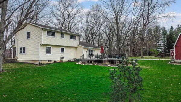 $525,000 | 38-1 North 600 West, Valparaiso, IN 46385