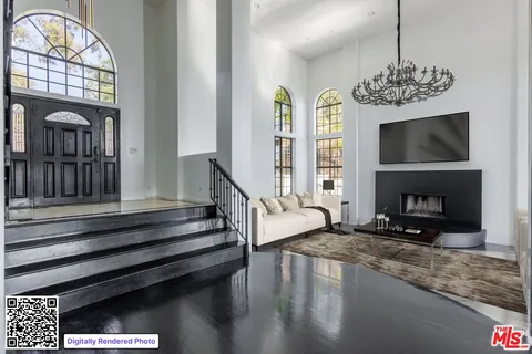 $2,495,000 | 2651 La Cuesta Drive, Los Angeles, CA 90046