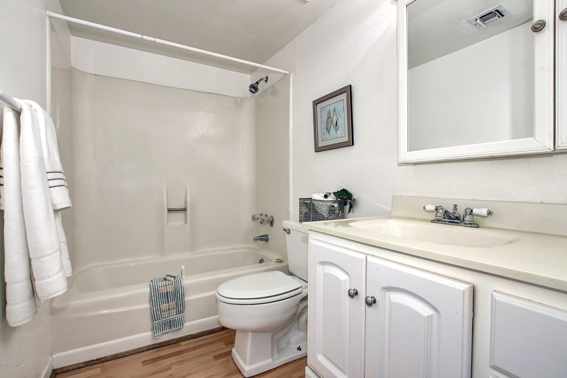 4201 East Camelback Road, Unit 102 Phoenix, AZ 85018 - Photo 15 of 27 0014-Camelback (14)