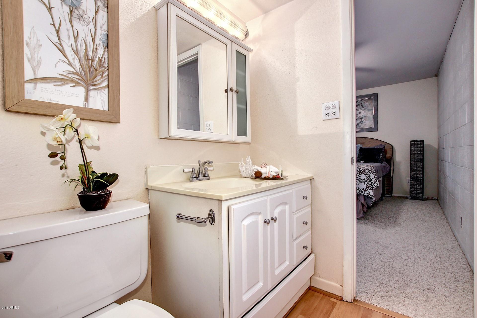 4201 East Camelback Road, Unit 102 Phoenix, AZ 85018 - Photo 21 of 27 0020-Camelback (20)