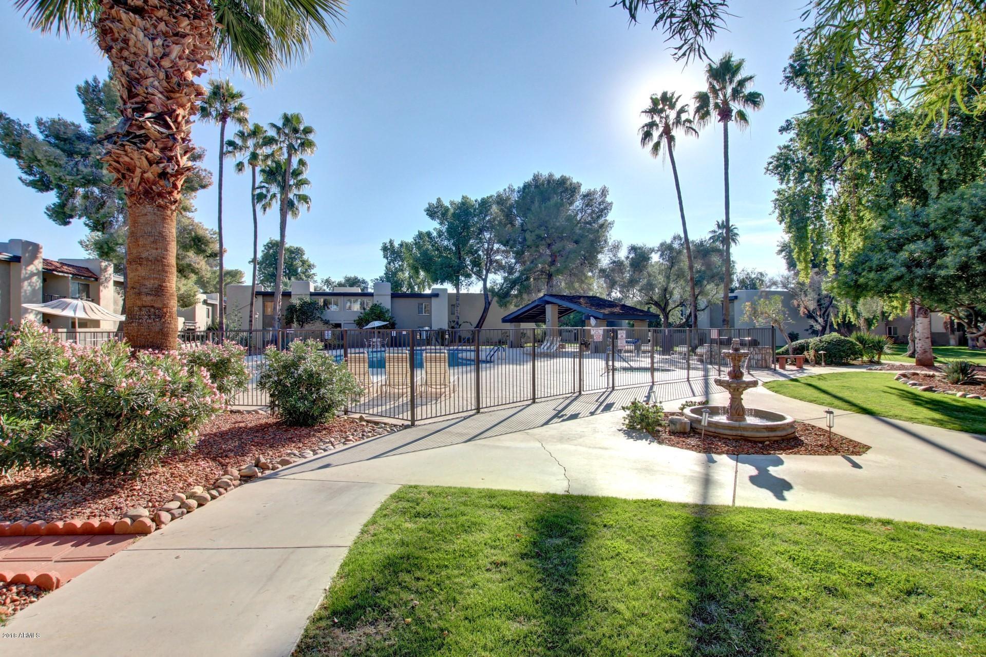 4201 East Camelback Road, Unit 102 Phoenix, AZ 85018 - Photo 4 of 27 0022-Camelback (22)