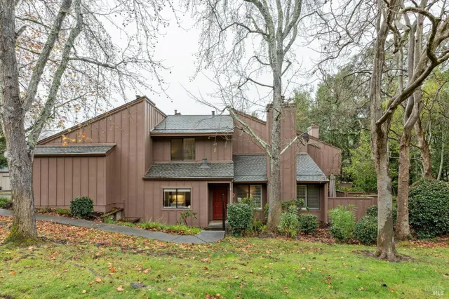 $825,000 | 4 Hummingbird Way, Novato, CA 94949