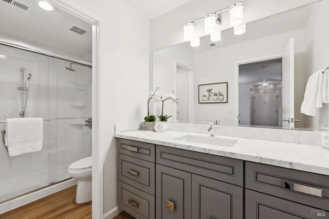 $825,000 | 4 Hummingbird Way, Novato, CA 94949