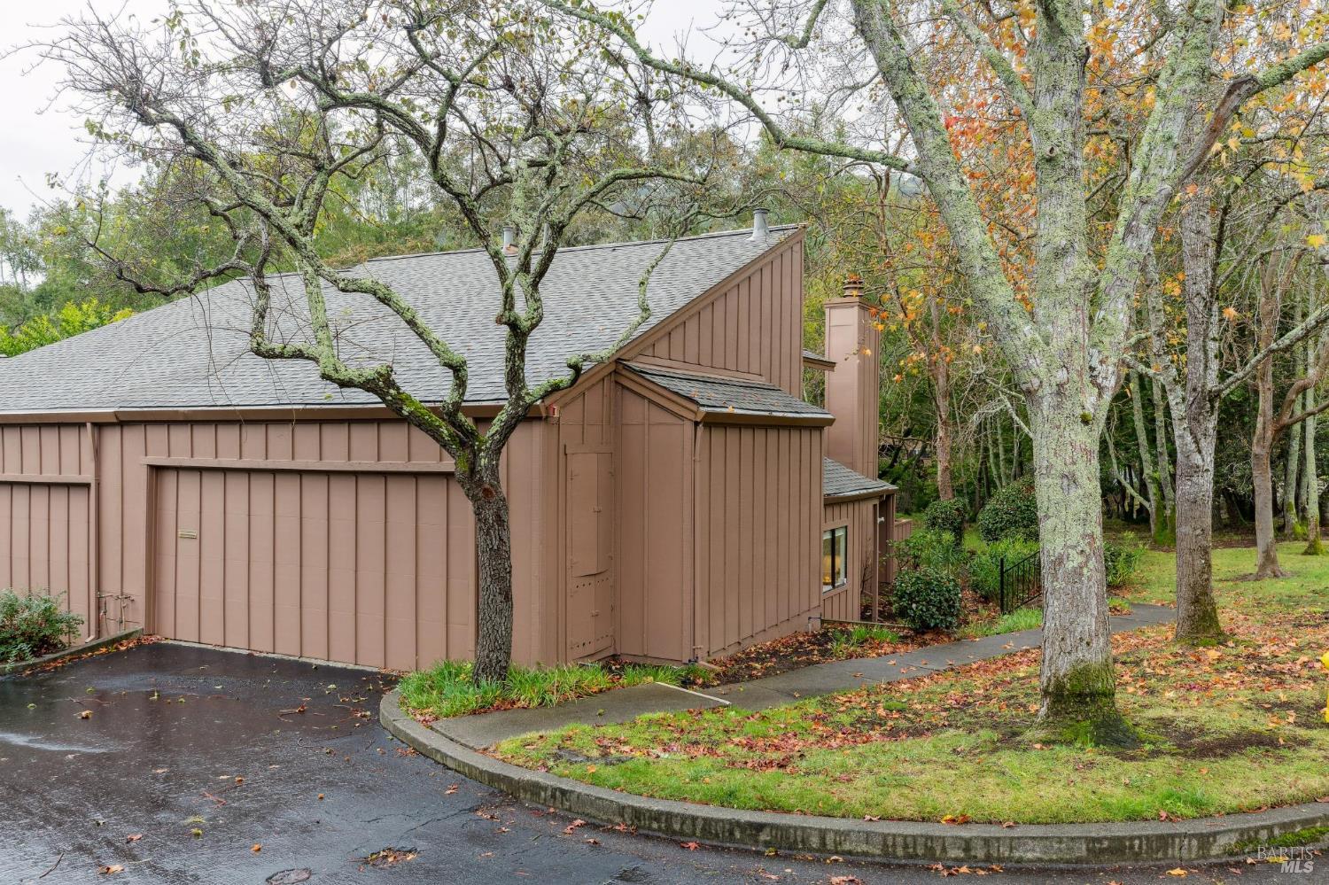 4 Hummingbird Way Novato, CA 94949 - Photo 3 of 43