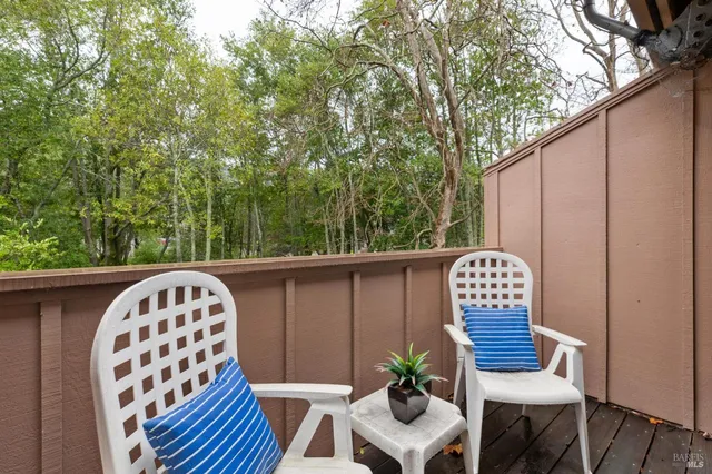 $825,000 | 4 Hummingbird Way, Novato, CA 94949