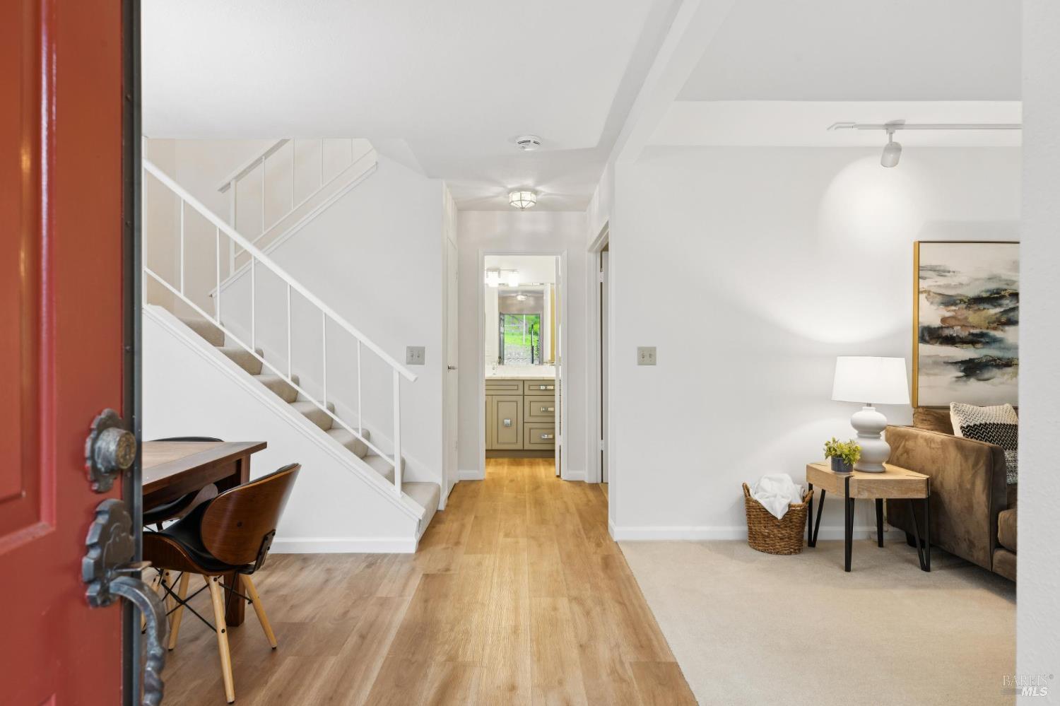 4 Hummingbird Way Novato, CA 94949 - Photo 4 of 43