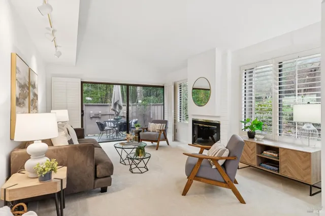 $825,000 | 4 Hummingbird Way, Novato, CA 94949