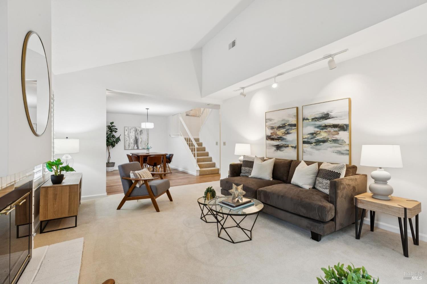 4 Hummingbird Way Novato, CA 94949 - Photo 8 of 43