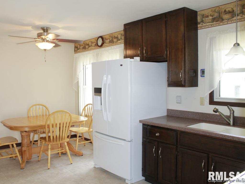 3004 Sherborn Road Springfield, IL 62702 - Photo 21 of 32