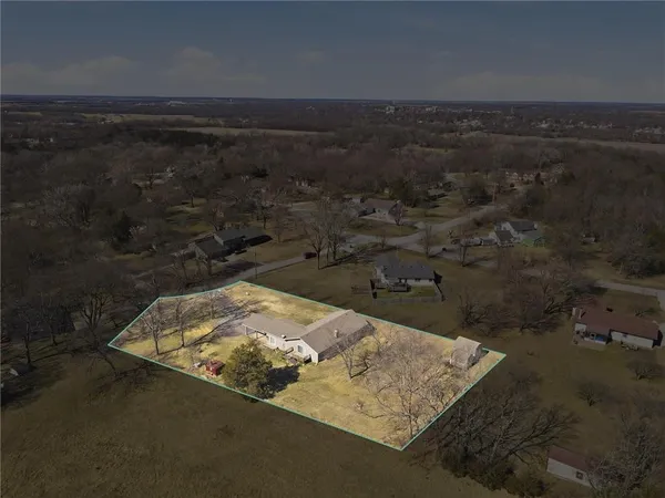 $225,000 | 4003 Cr 4055 N/a Independence Ks 67301 N/a, Independence, KS 67301