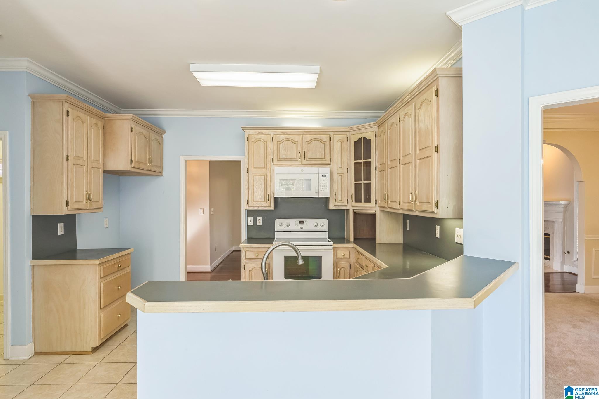 301 Wixford Trace Alabaster, AL 35007 - Photo 10 of 32