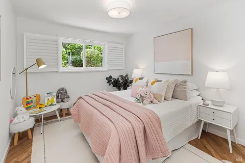 $1,090,000 | 145 Irwin Street, San Rafael, CA 94901