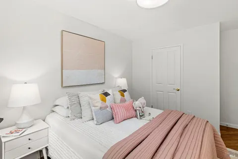 $1,090,000 | 145 Irwin Street, San Rafael, CA 94901