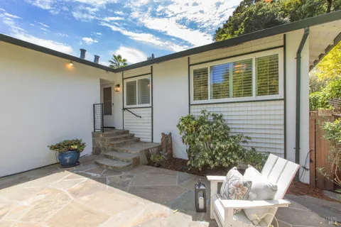 $1,090,000 | 145 Irwin Street, San Rafael, CA 94901