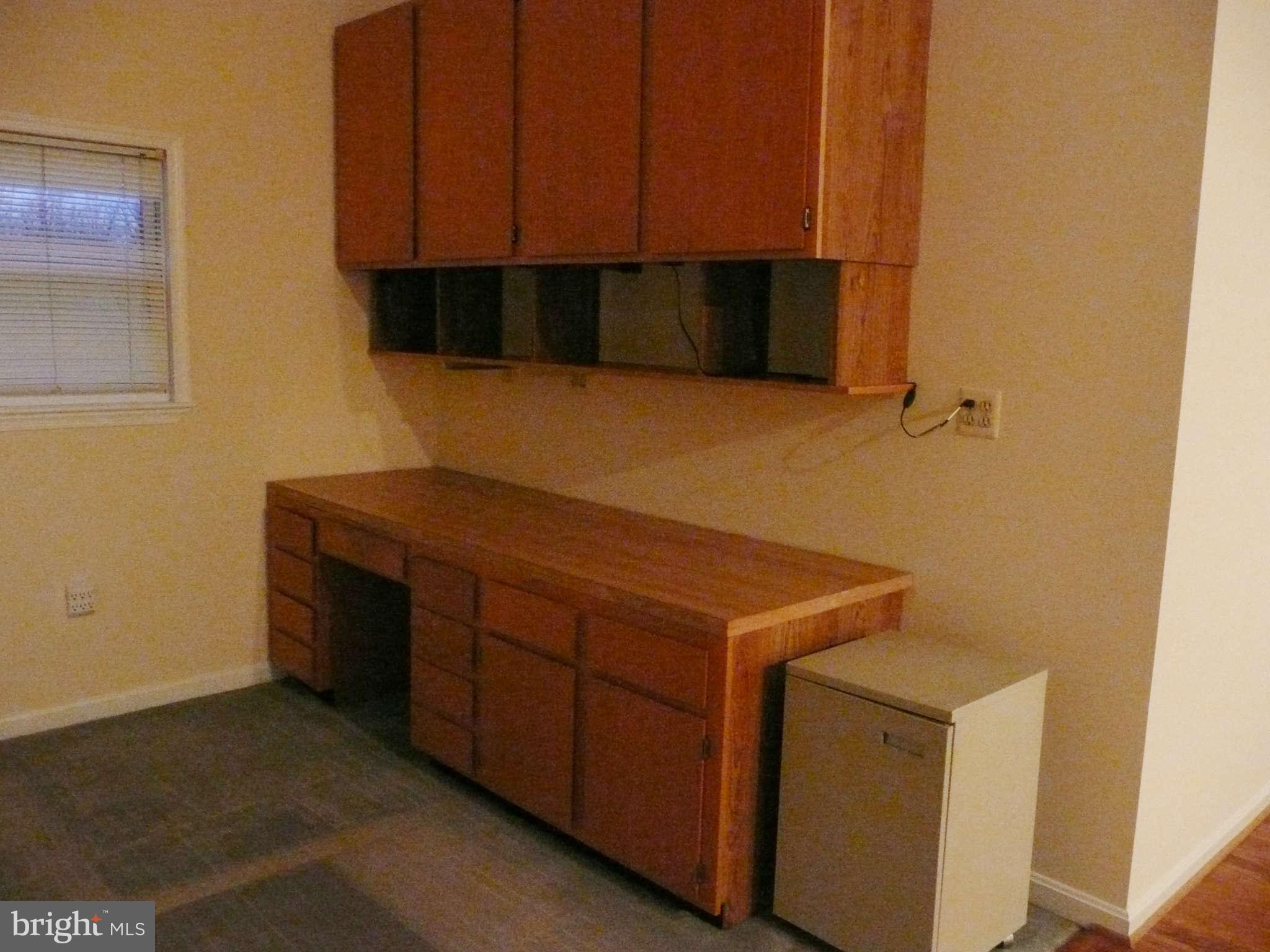 5426 Enid Place Alexandria, VA 22312 - Photo 14 of 16 Bedroom (Master)