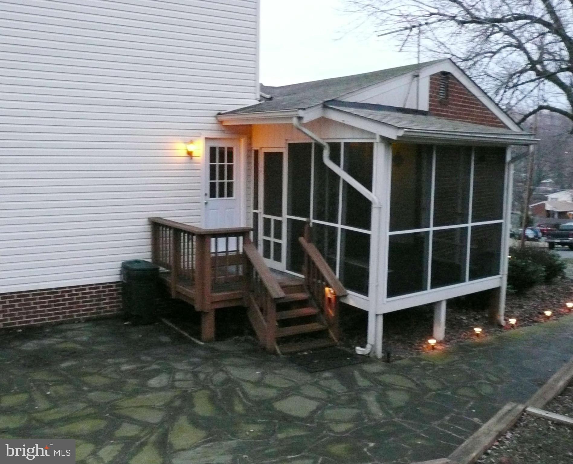 5426 Enid Place Alexandria, VA 22312 - Photo 3 of 16 Screened Porch and Patio