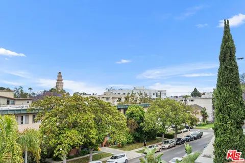 $3,499 | 839 South Holt Avenue, Unit 104, Los Angeles, CA 90035