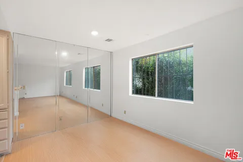 $3,499 | 839 South Holt Avenue, Unit 104, Los Angeles, CA 90035