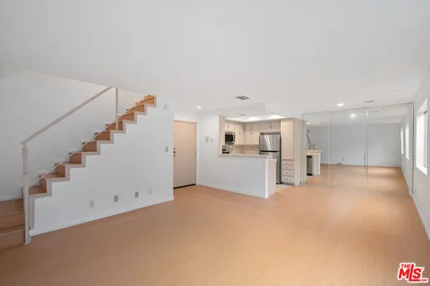 $3,499 | 839 South Holt Avenue, Unit 104, Los Angeles, CA 90035