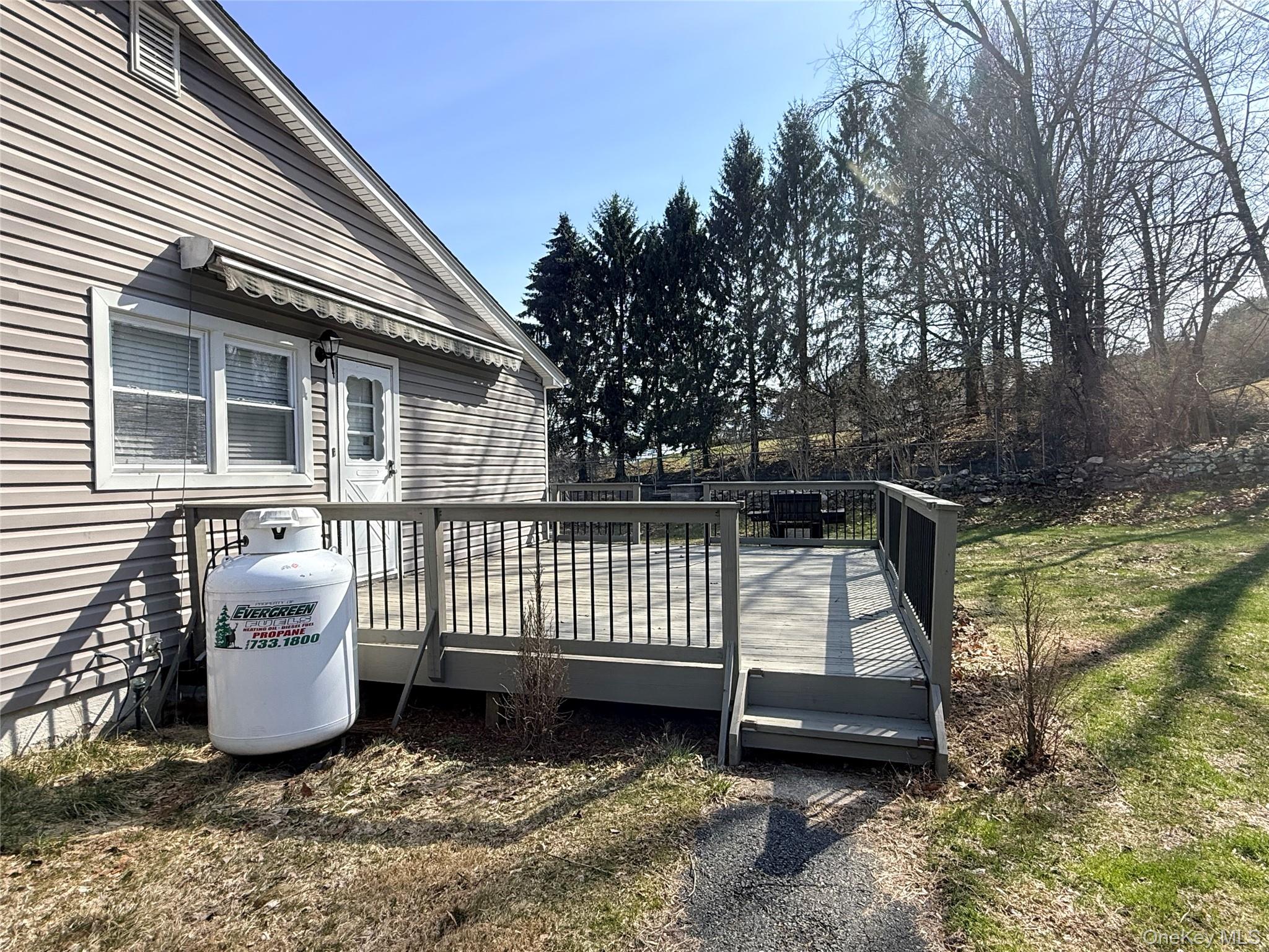 77 Upper Road Middletown, NY 10940 - Photo 5 of 19 Gallery Image 5