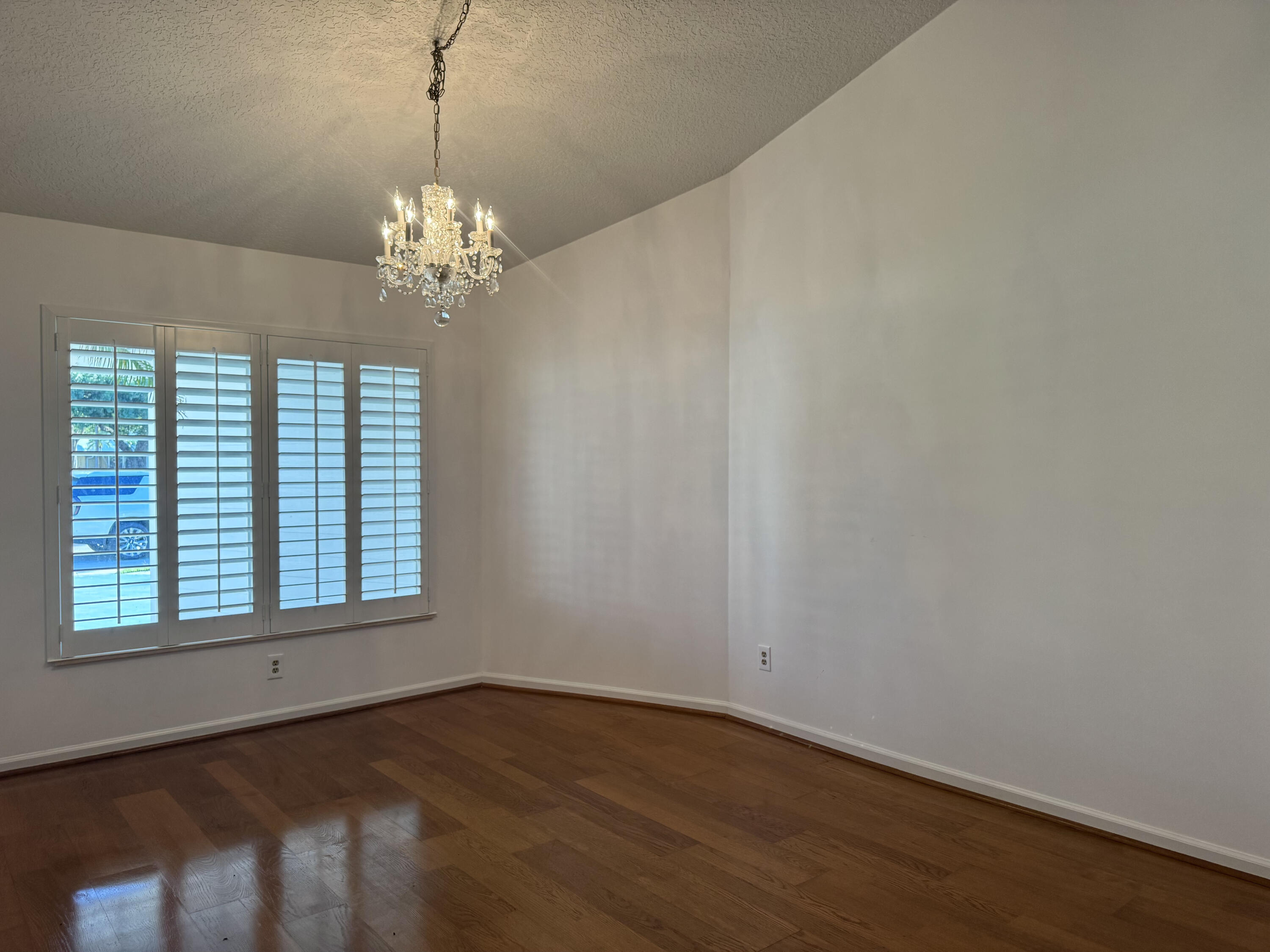 6944 Misty Lake Way Jupiter, FL 33458 - Photo 11 of 32 a view of an empty room with a window