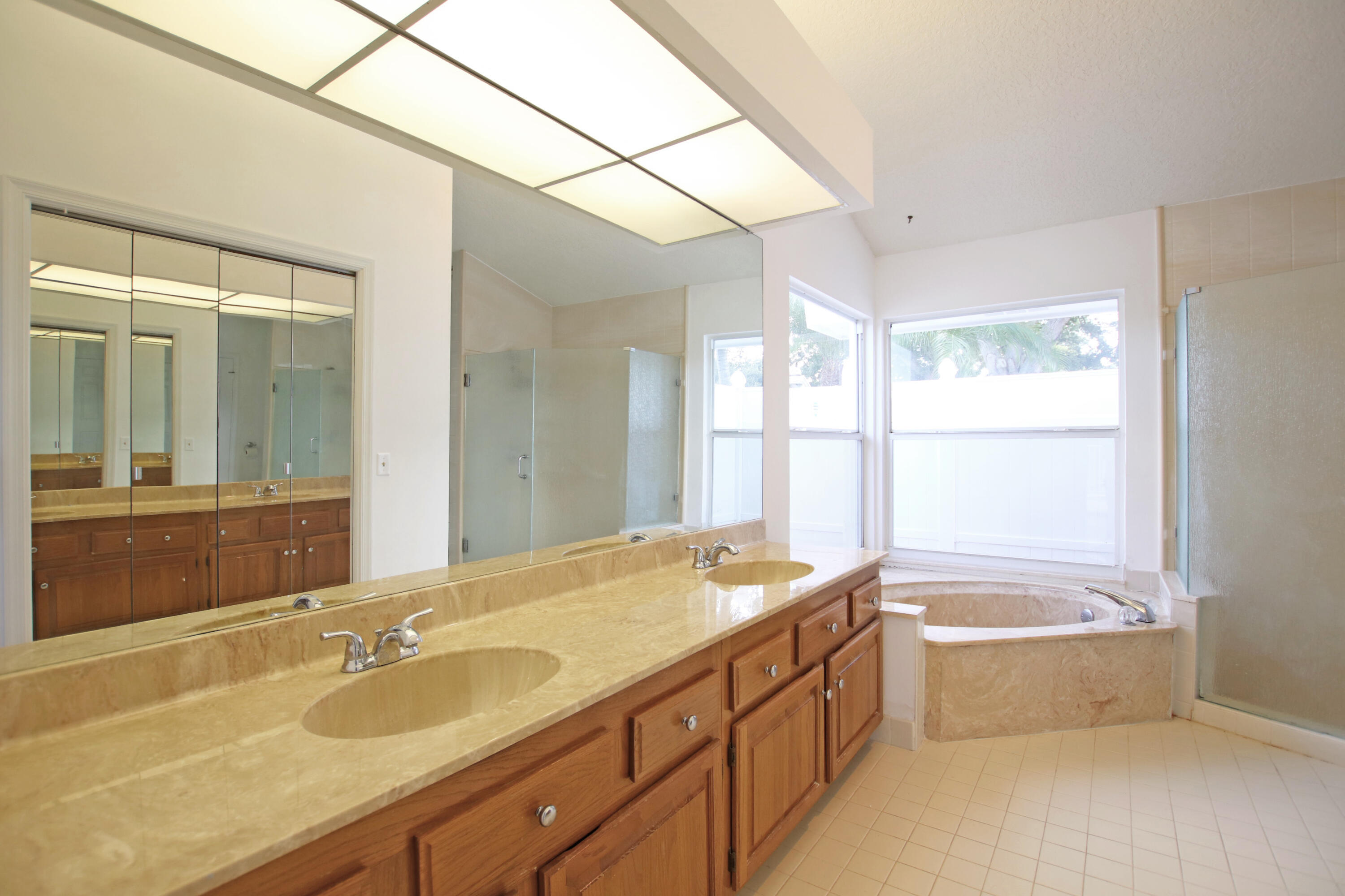6944 Misty Lake Way Jupiter, FL 33458 - Photo 14 of 31 Master Bathroom