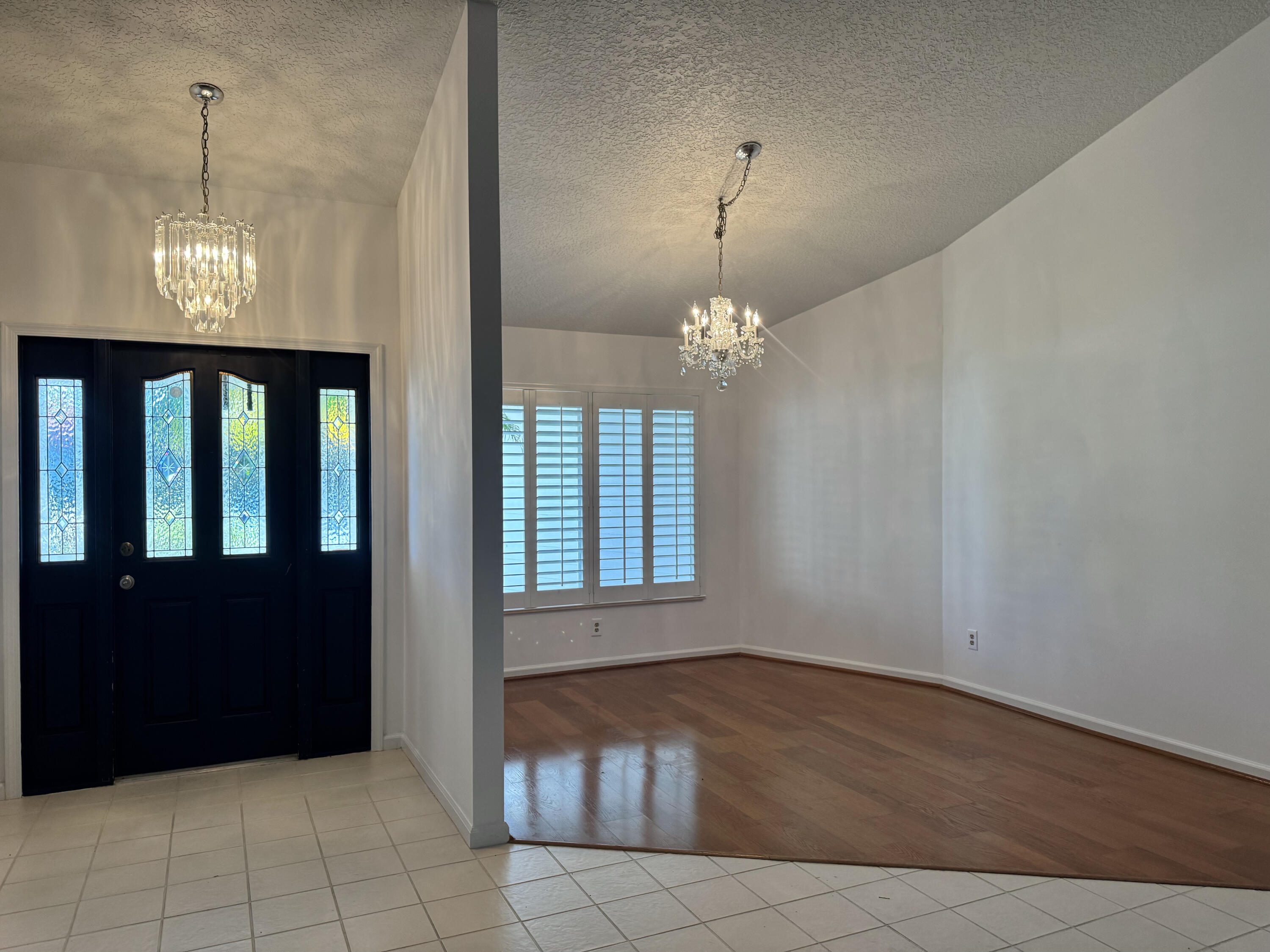 6944 Misty Lake Way Jupiter, FL 33458 - Photo 10 of 32 a view of a livingroom with window
