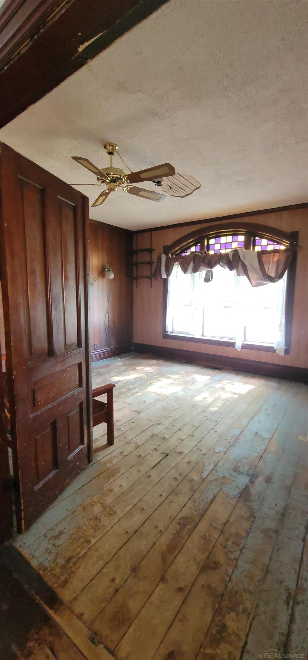 32045 Schoenherr Road Warren, MI 48088 - Photo 20 of 45