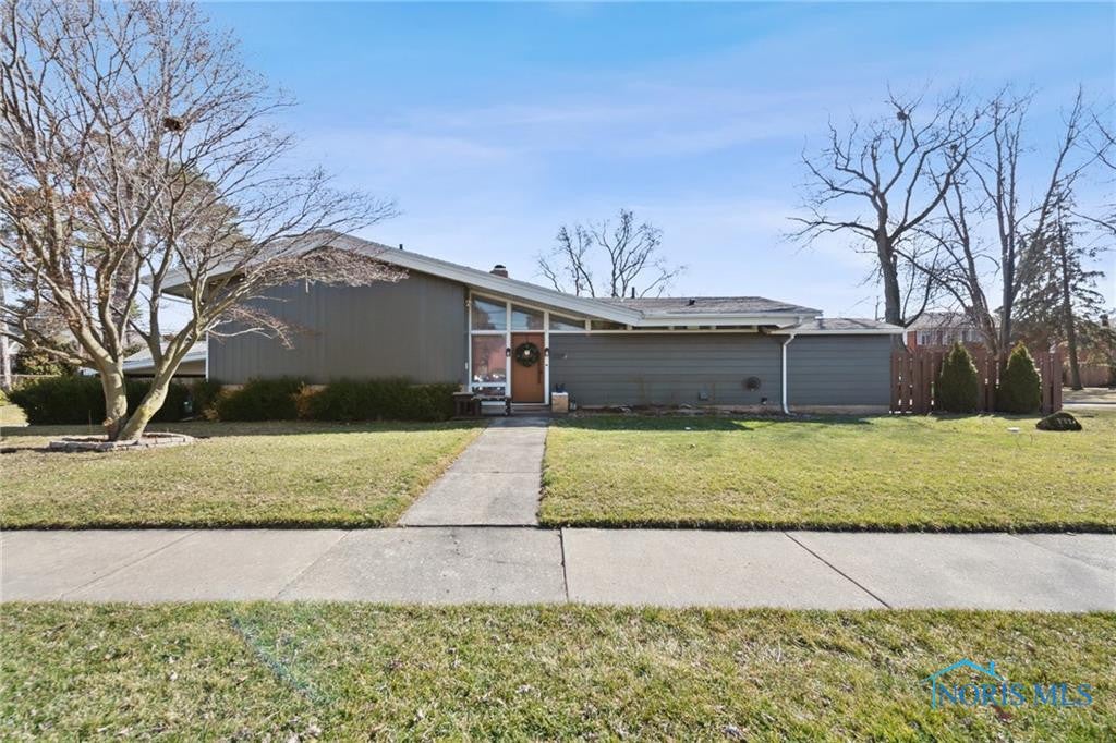 2324 River Road Maumee, OH 43537 - Photo 1 of 36 Gallery Image 1
