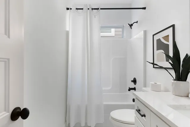 $4,200 | 2027 Rosemary Lane, Nashville, TN 37210