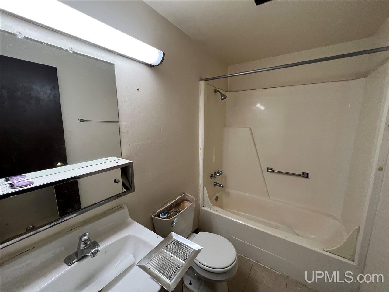 150 Bernhardt Road Iron River, MI 49935 - Photo 8 of 12 Gallery Image 8