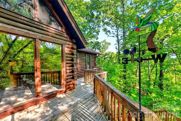$589,000 | 221 Hammer Hollow, Marion, NC 28752