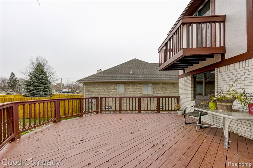 38092 Westchester Road Sterling Heights, MI 48310 - Photo 7 of 53
