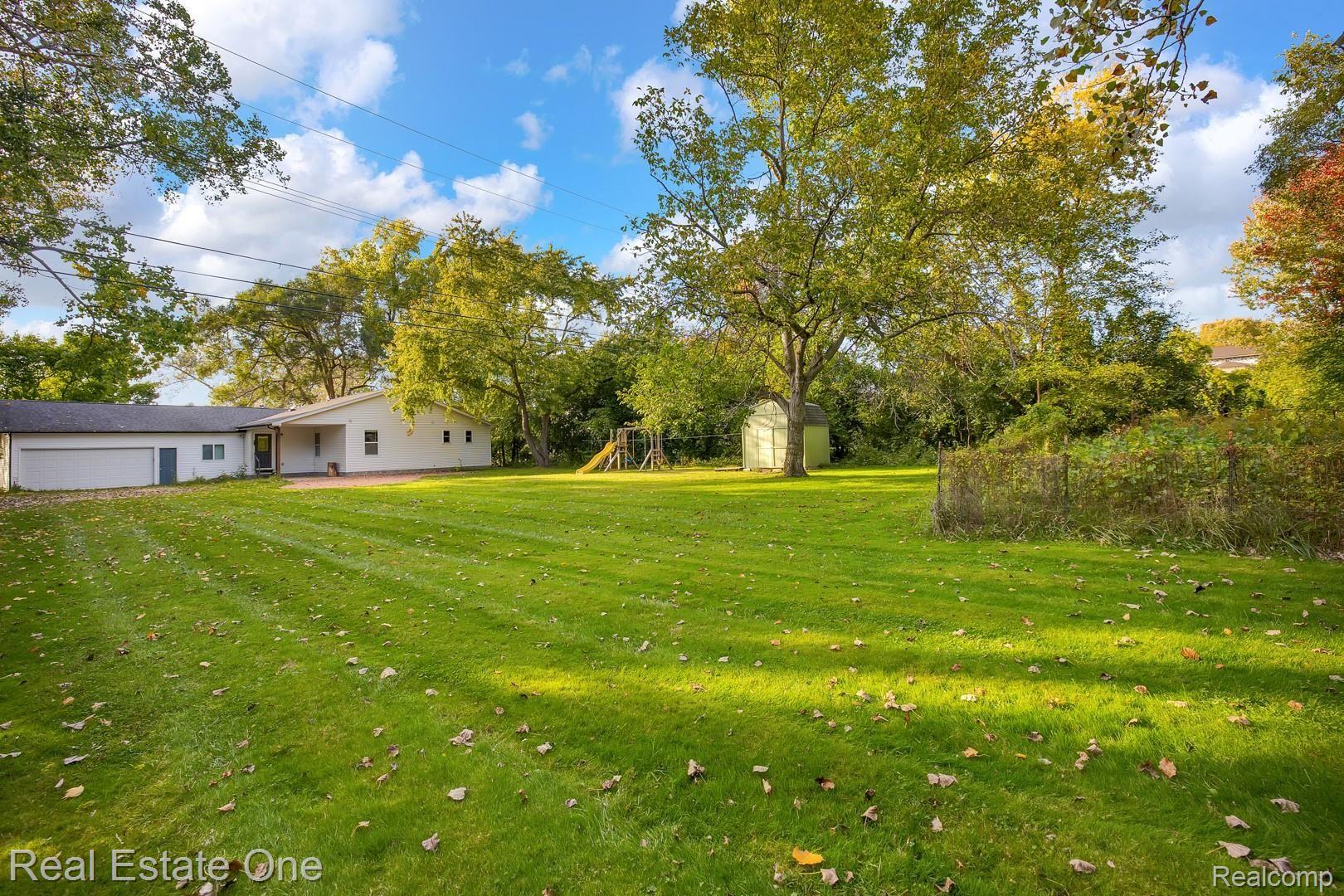 3376 Alpine Road Troy, MI 48084 - Photo 3 of 25 AY2A0247.jpg