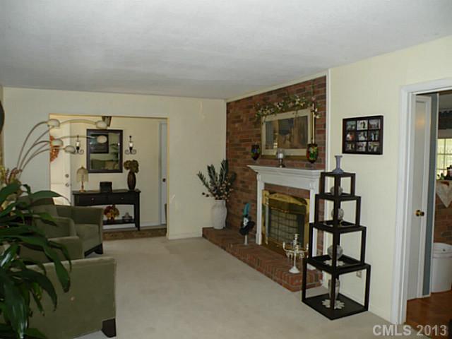 3371 Filbert Highway Clover, SC 29710 - Photo 2 of 16 Gallery Image 2