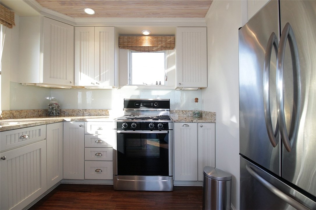 300 High Hill Road Tiverton, RI 02878 - Photo 17 of 37 Gallery Image 17