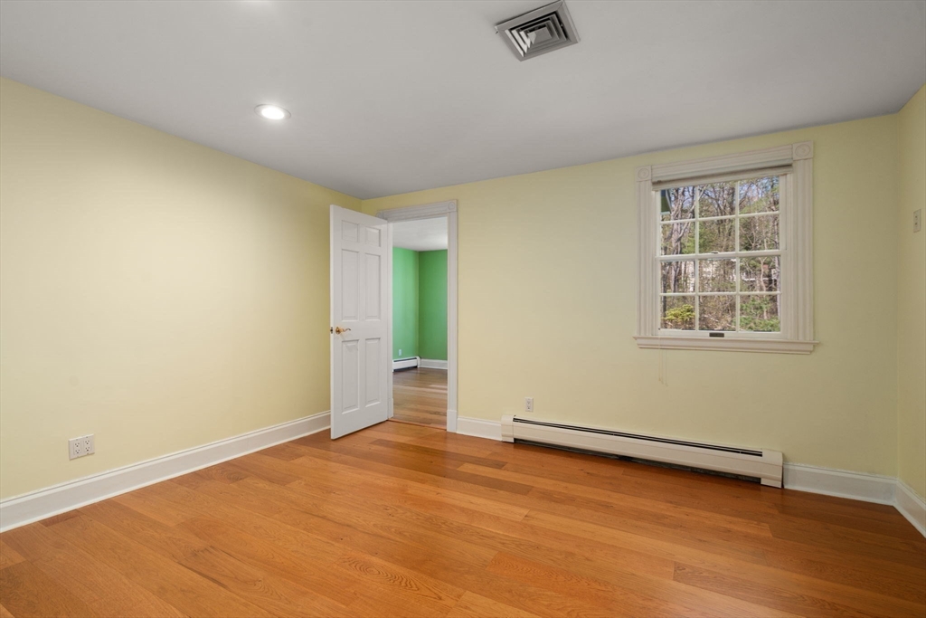 13 Cot Hill Road Bedford, MA 01730 - Photo 16 of 41
