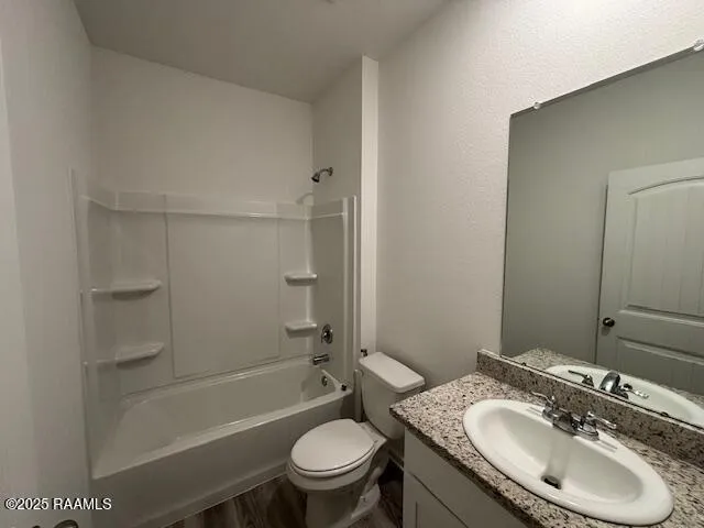 $2,100 | 5416 Heron Nest Drive, Baton Rouge, LA 70816