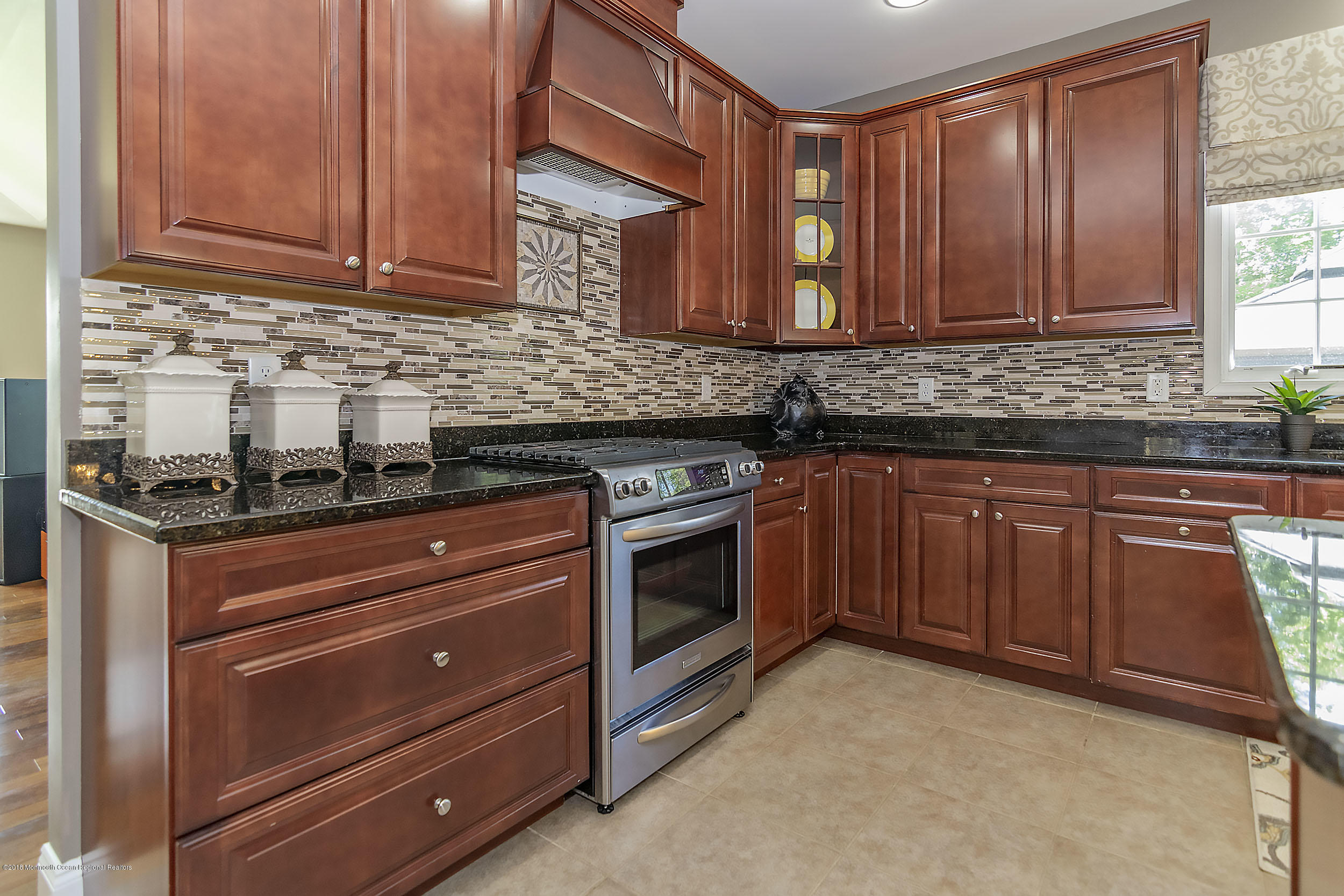 7 Risa Benjamin Way Freehold, NJ 07728 - Photo 15 of 54 kit3