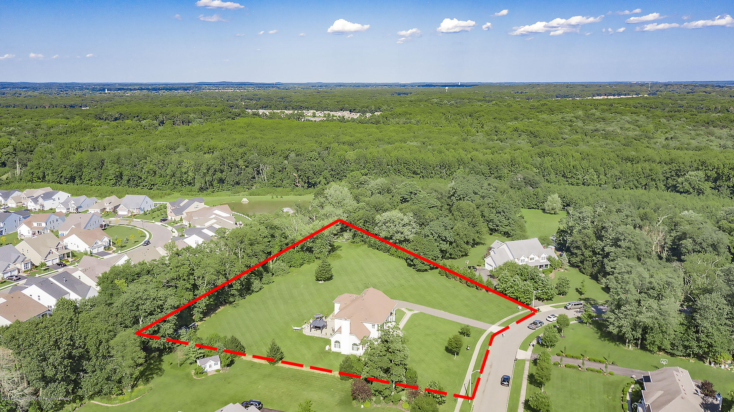 7 Risa Benjamin Way Freehold, NJ 07728 - Photo 52 of 54 sideleftoutline1