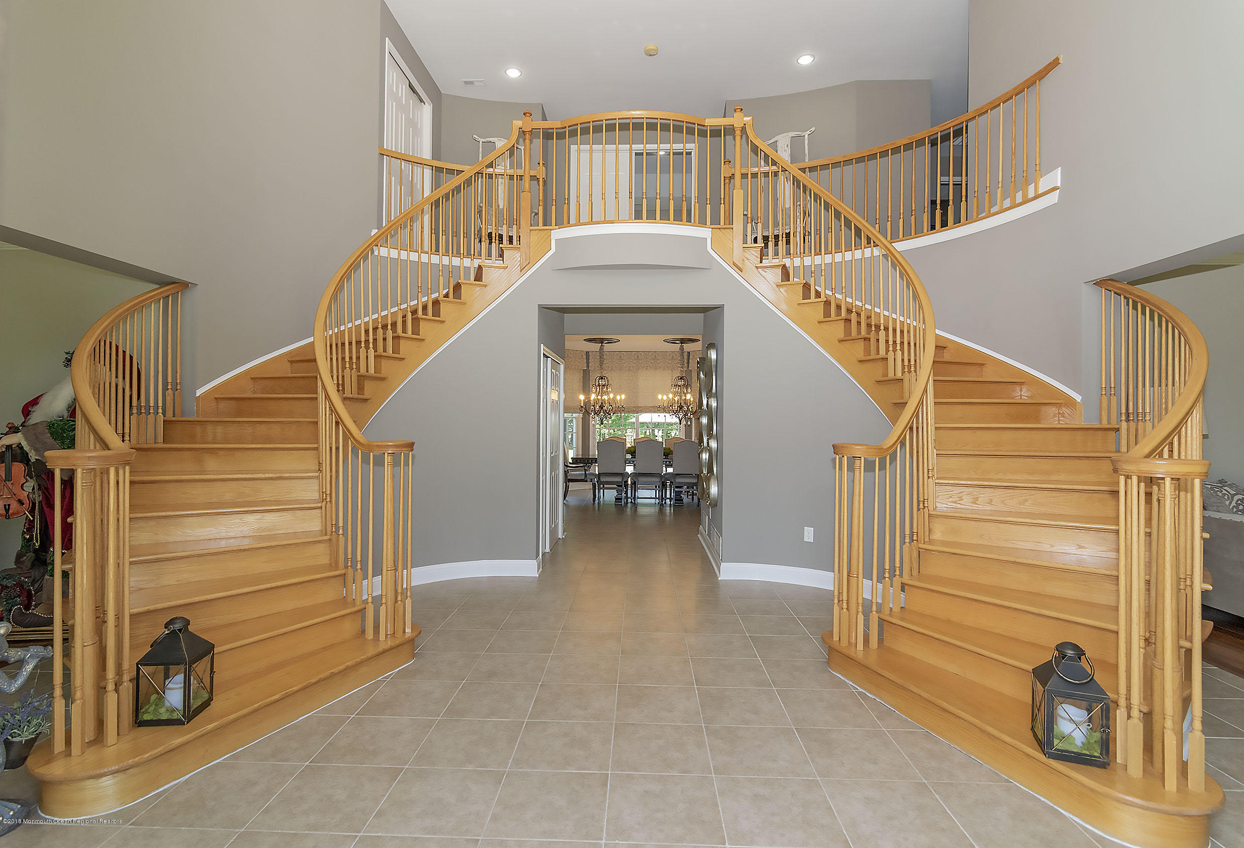 7 Risa Benjamin Way Freehold, NJ 07728 - Photo 7 of 54 foyer2