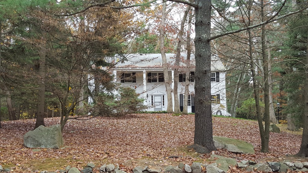 726 Wellesley Street Weston, MA 02493 - Photo 1 of 10 Gallery Image 1