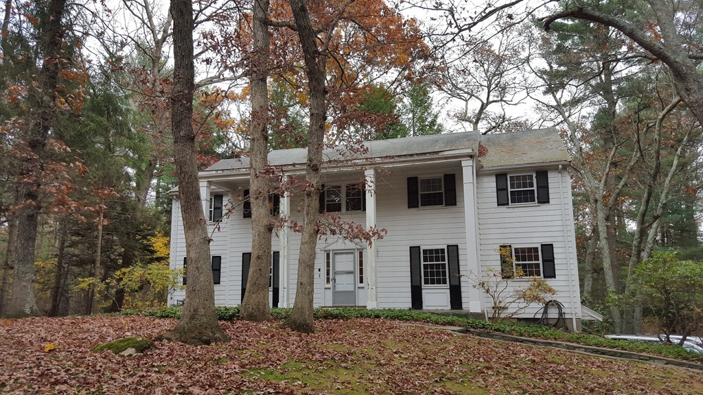 726 Wellesley Street Weston, MA 02493 - Photo 2 of 10 Gallery Image 2