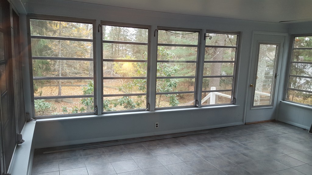 726 Wellesley Street Weston, MA 02493 - Photo 7 of 10 Gallery Image 7